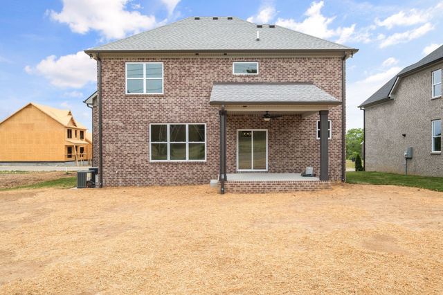 211 Blantons Park Dr, Gallatin, TN 37066