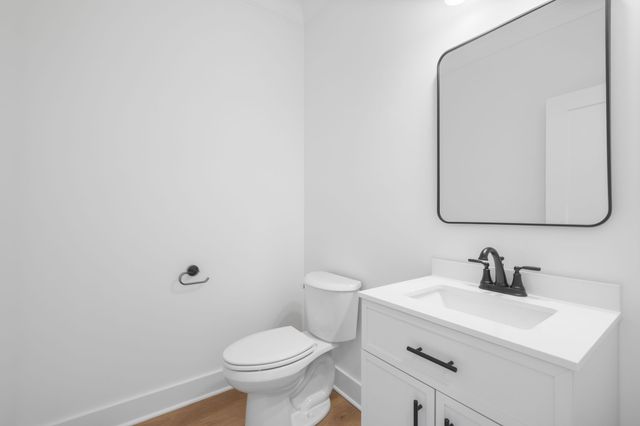 211 Blantons Park Dr, Gallatin, TN 37066