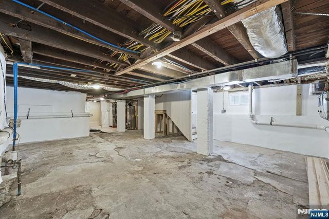 314 W 7th Avenue, Newark, NJ 07107