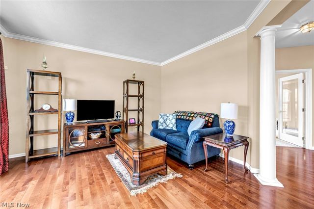 3382 Burgundy Circle, Avon, OH 44011
