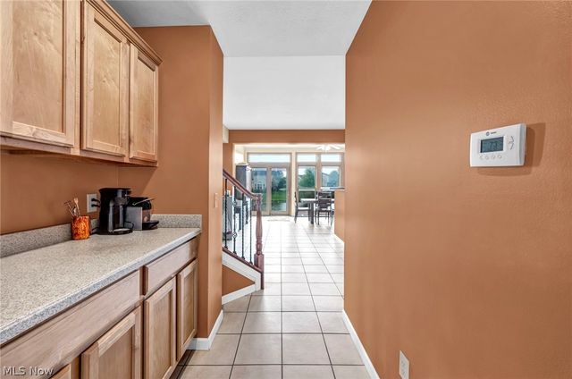 3382 Burgundy Circle, Avon, OH 44011