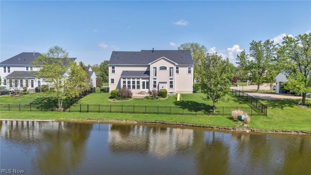 3382 Burgundy Circle, Avon, OH 44011
