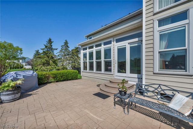 3382 Burgundy Circle, Avon, OH 44011