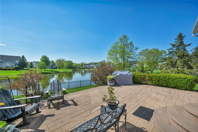 3382 Burgundy Circle, Avon, OH 44011