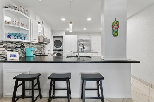 5973 State Highway 361 436, Port Aransas, TX 78373
