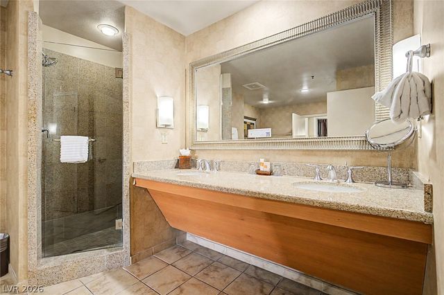 211 East Flamingo Road 1504, Las Vegas, NV 89169