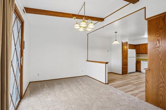 17654 Nassau DRIVE, Brookfield, WI 53045