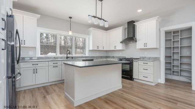 36 Leavitt Lane, Strafford, NH 03884