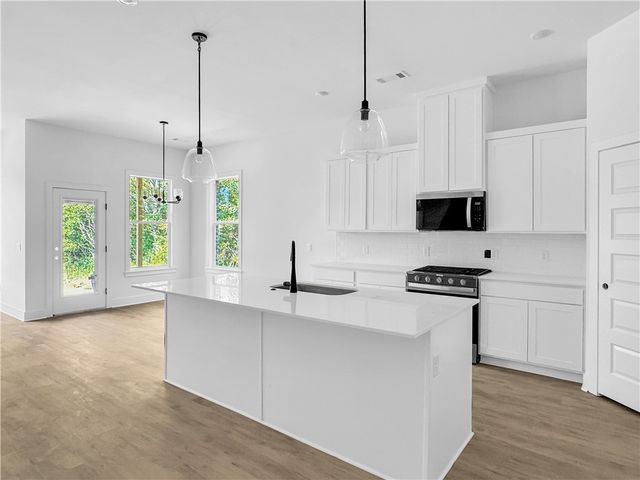 3003 N Grey Squirrel Drive, Fayetteville, AR 72704