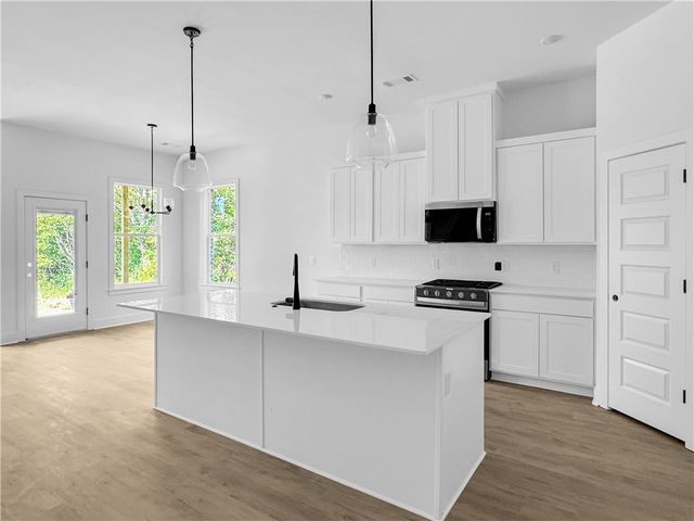 3003 N Grey Squirrel Drive, Fayetteville, AR 72704