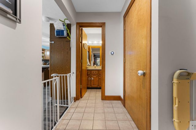 5893 Mary King Drive, Jackson, MI 49201