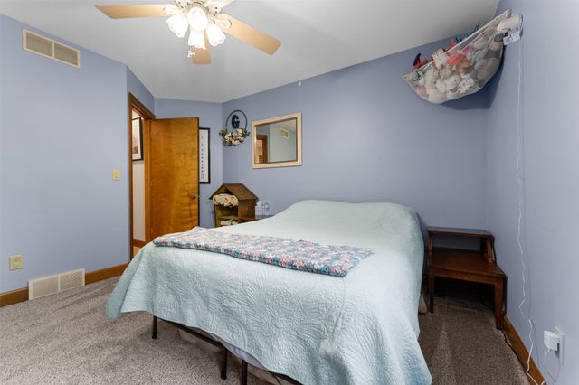 5893 Mary King Drive, Jackson, MI 49201