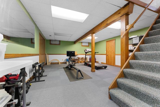 5893 Mary King Drive, Jackson, MI 49201