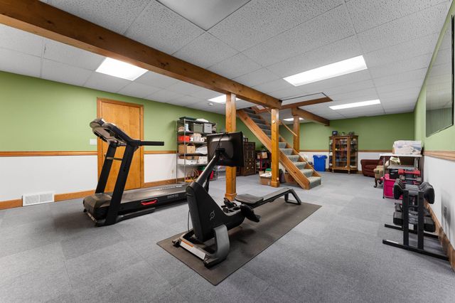 5893 Mary King Drive, Jackson, MI 49201