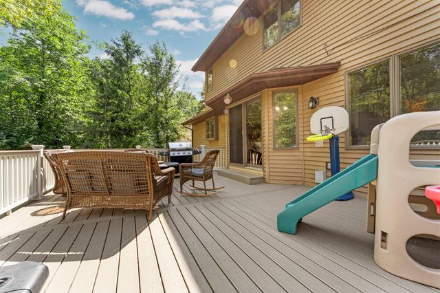 5893 Mary King Drive, Jackson, MI 49201