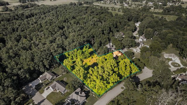 5893 Mary King Drive, Jackson, MI 49201