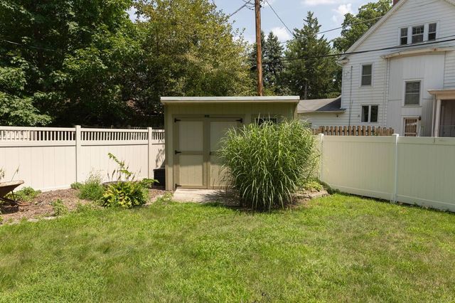 2401 Brady Street, Davenport, IA 52803