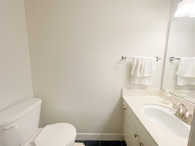 443 N Post Oak Lane Lane 443, Houston, TX 77024