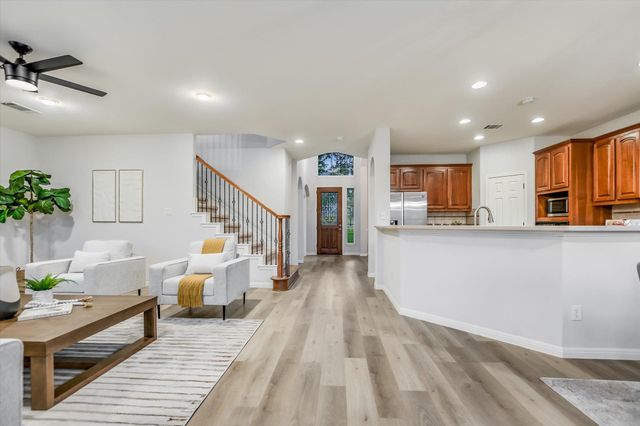 9409 Lisi Anne DR, Austin, TX 78717