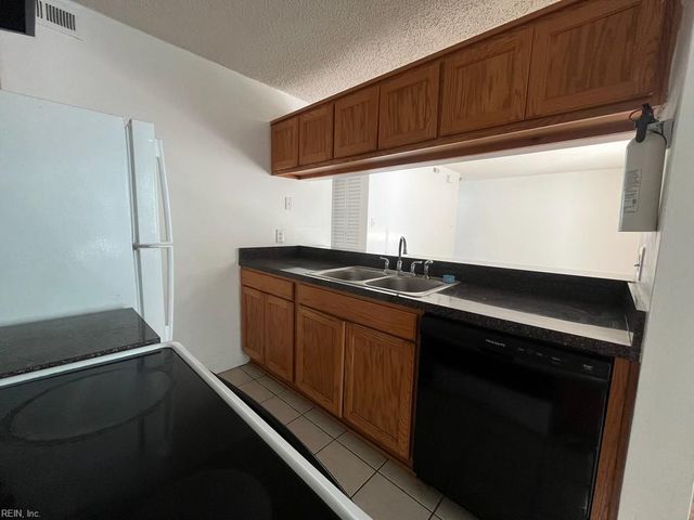 5612 Summit ARCH, Virginia Beach, VA 23462
