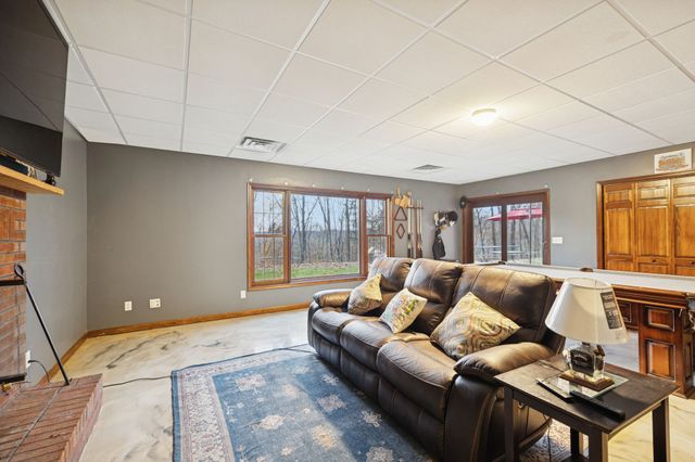 516 Rhotons Chapel Rd, Manchester, TN 37355