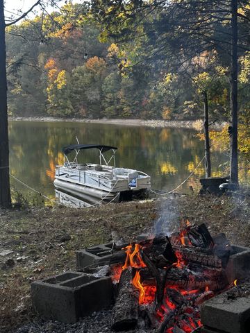 516 Rhotons Chapel Rd, Manchester, TN 37355