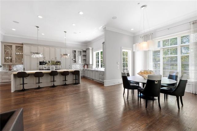 218 Londonberry Road, Atlanta, GA 30327
