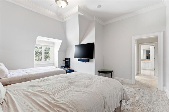 218 Londonberry Road, Atlanta, GA 30327
