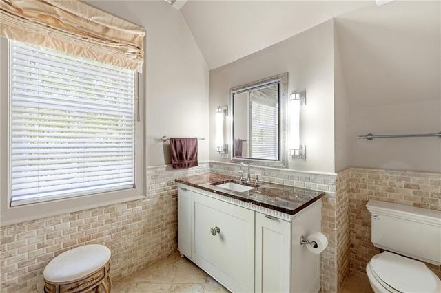 218 Londonberry Road, Atlanta, GA 30327