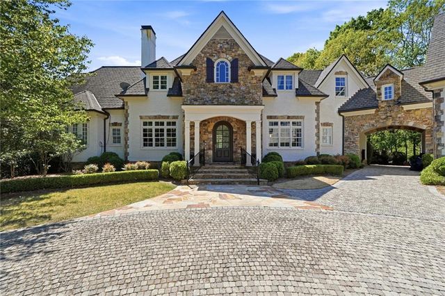 218 Londonberry Road, Atlanta, GA 30327