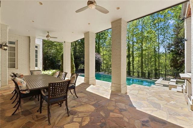 218 Londonberry Road, Atlanta, GA 30327