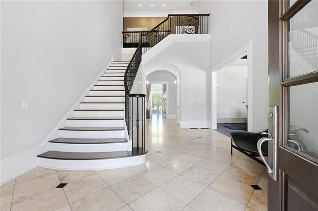 218 Londonberry Road, Atlanta, GA 30327