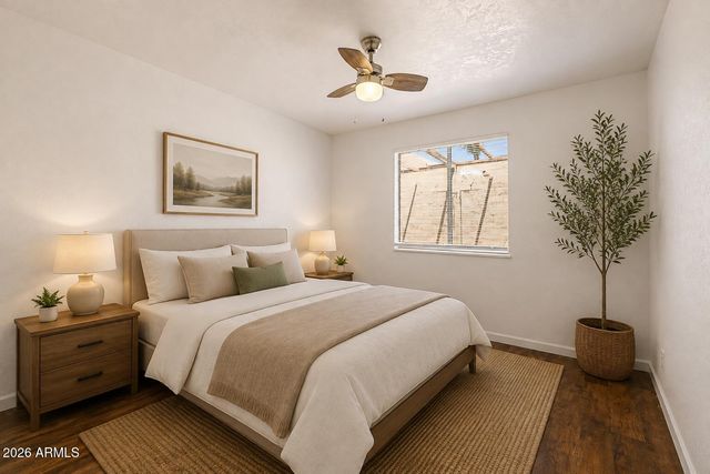1122 E CHARLESTON Avenue, Phoenix, AZ 85022