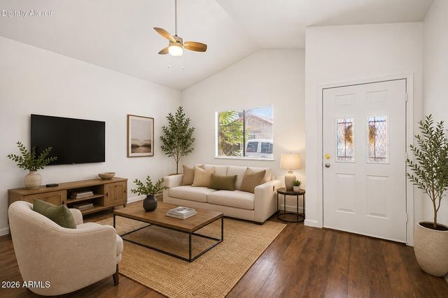 1122 E CHARLESTON Avenue, Phoenix, AZ 85022
