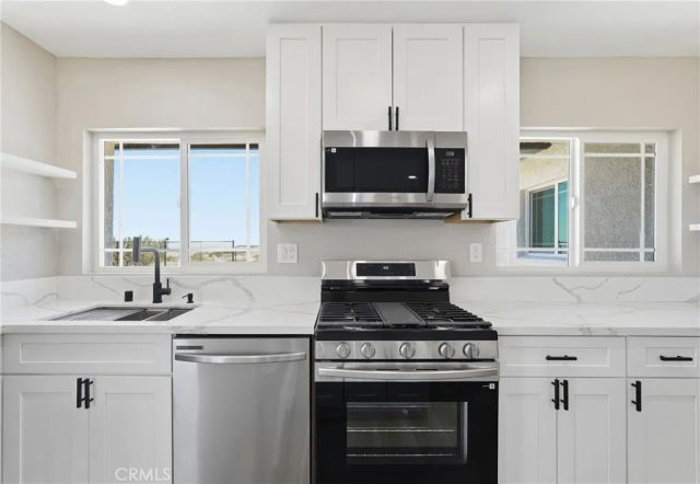 25735 Santa Rosa Road, Apple Valley, CA 92308