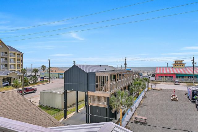 2909 Ave R, Galveston, TX 77550