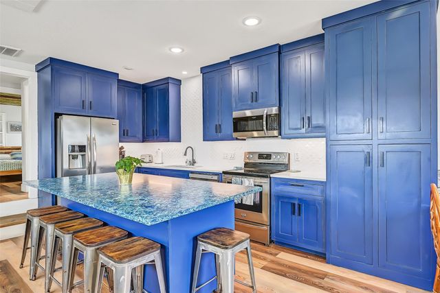2909 Ave R, Galveston, TX 77550