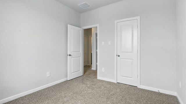 9736 MCCLANE FARM Drive, Fort Worth, TX 76036