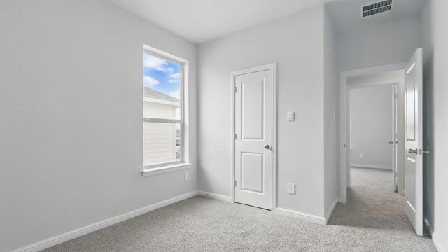 9736 MCCLANE FARM Drive, Fort Worth, TX 76036