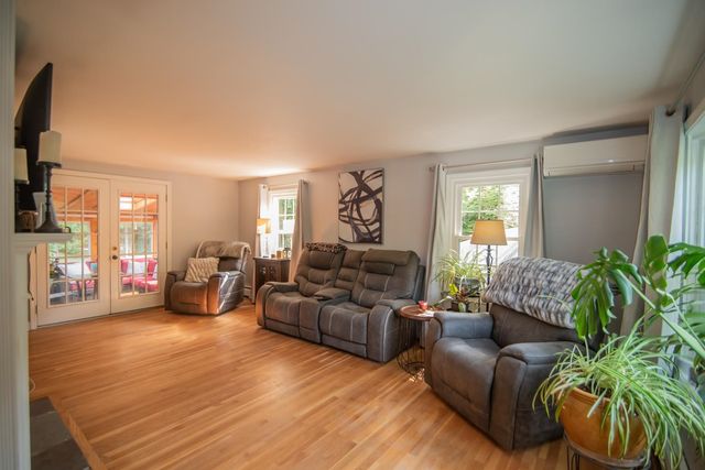 14 Birch Hill Drive, Nashua, NH 03063