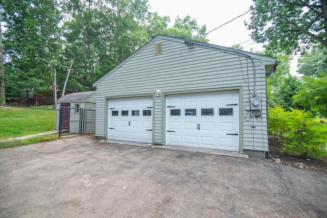 14 Birch Hill Drive, Nashua, NH 03063