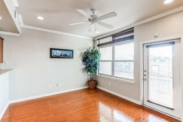 305 E 31st ST 6, Austin, TX 78705