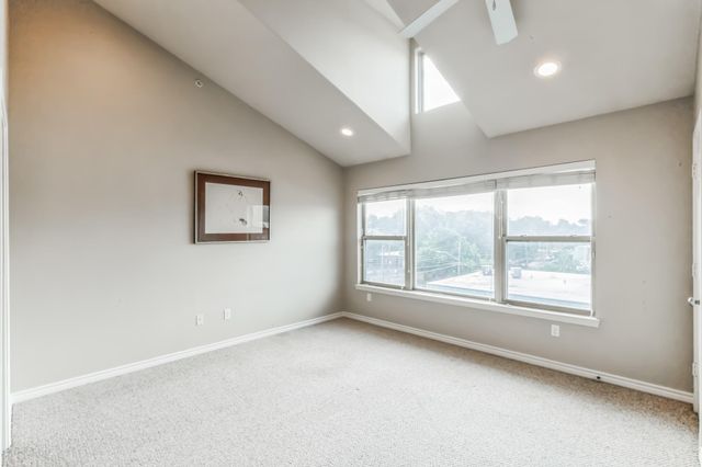 305 E 31st ST 6, Austin, TX 78705