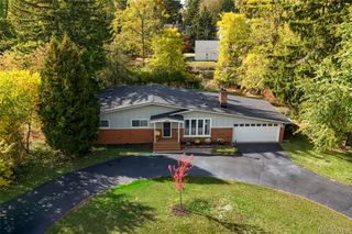 2622 Pine Ridge Road, West Bloomfield Charter Township, MI 48323