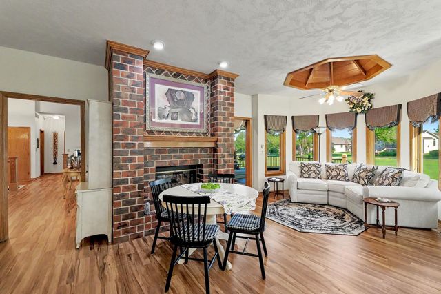 2526 N High Point Cir, Wichita, KS 67205