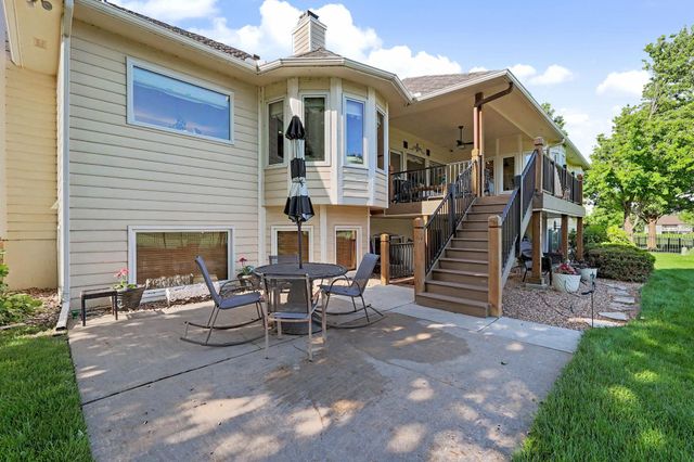 2526 N High Point Cir, Wichita, KS 67205