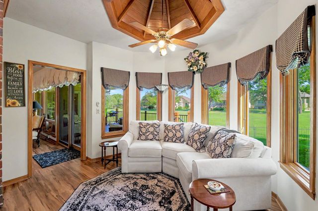2526 N High Point Cir, Wichita, KS 67205
