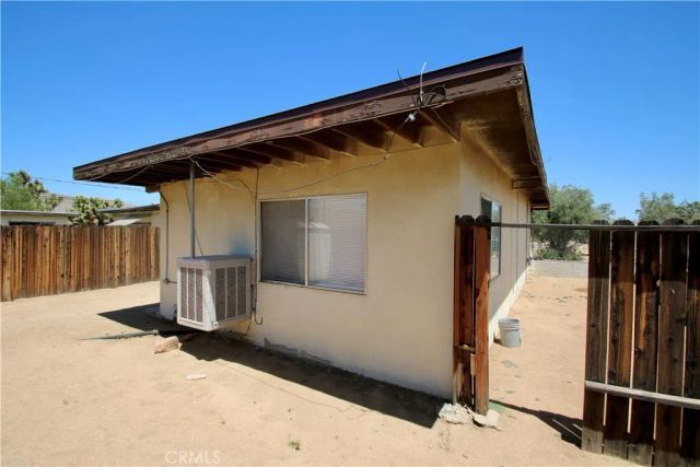7634 Fox A & B, Yucca Valley, CA 92284