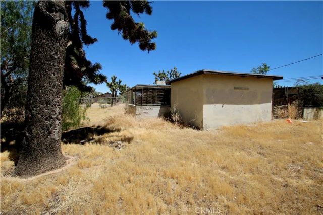 7634 Fox A & B, Yucca Valley, CA 92284