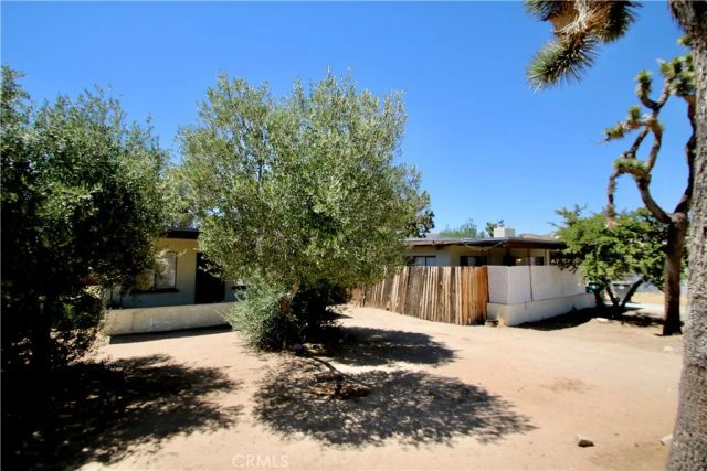 7634 Fox A & B, Yucca Valley, CA 92284